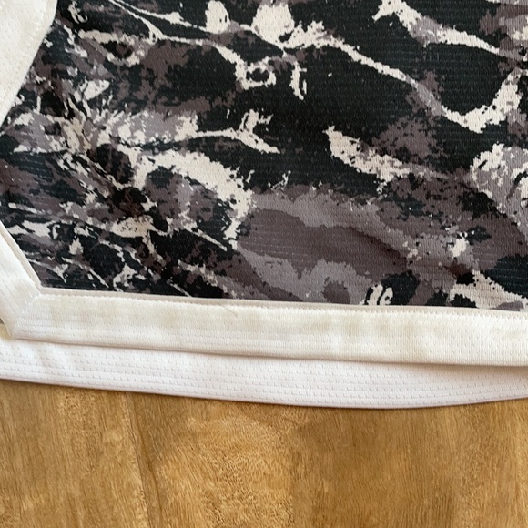 Nike shorts - Picture 4 of 12